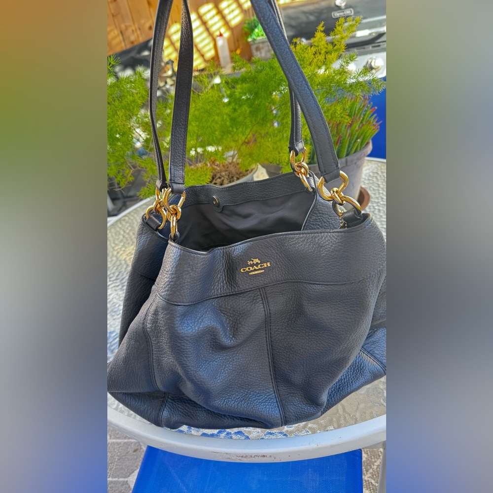 Coach Black Leather Shoulder Bag